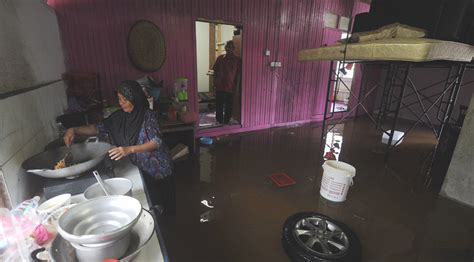 [photos] 14 Things To Know About The Worst Floods To Hit Malaysia Since