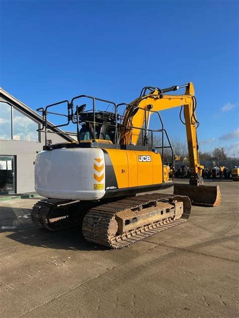 JCB JS130lc Tracked Excavator