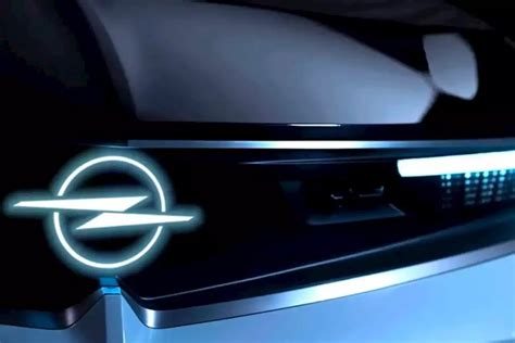 Opel renueva su logotipo e incorporará logos iluminados en todos sus