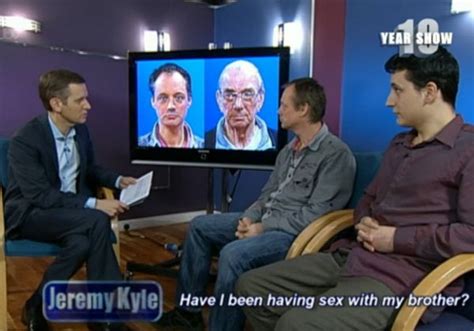 Pareja Gay Descubre Que Son Hermanos En Programa De TV