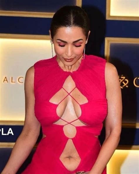 Bollywood Hot Actress Malaika Arora Hot Navel Pictures In Red Dress