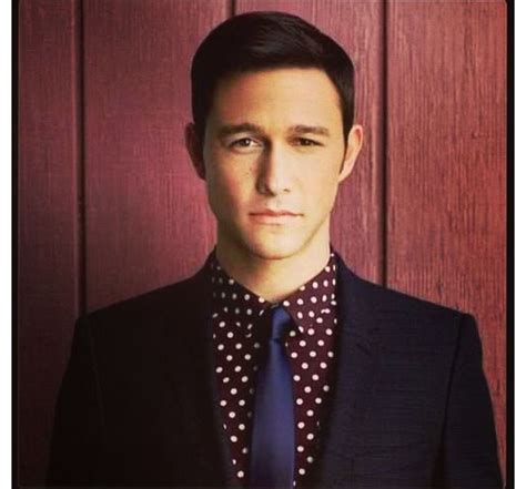 Hes To Cute The Perfect Amount Of Nerdy Preppy And Hotness Well Dressed Men Joseph Gordon