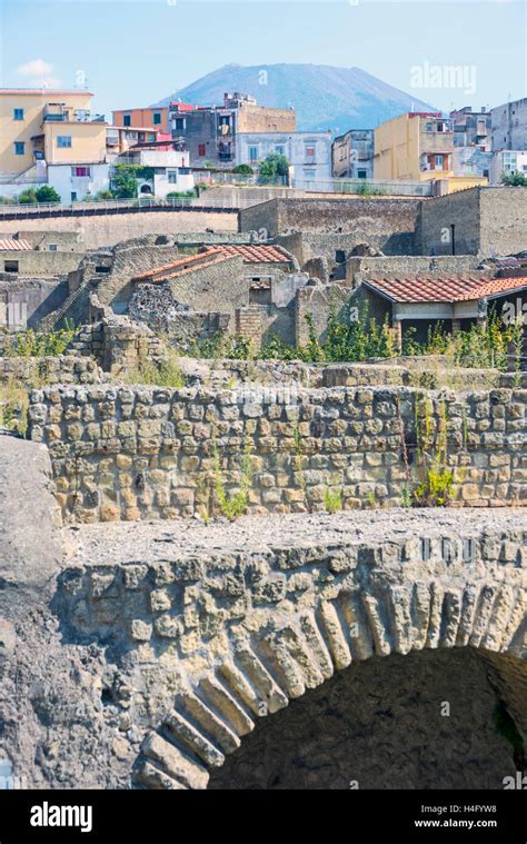 Herculaneum Italy Vesuvius Hi Res Stock Photography And Images Alamy