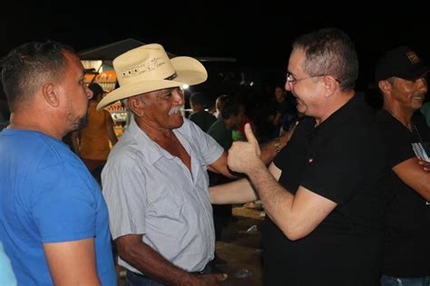 Prefeito Murilo Bandeira entrega mais uma praça na zona rural de