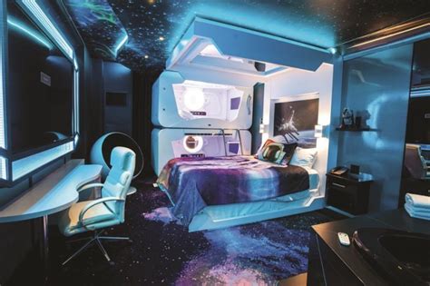 spaceship themed bedroom (2) » Jessica Paster