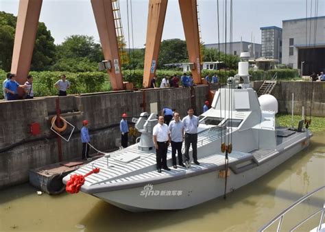 中船重工首艘多用途无人战艇下水 四面相控阵加垂发无人船行业资讯资讯无人系统网专业性的无人系统网络平台