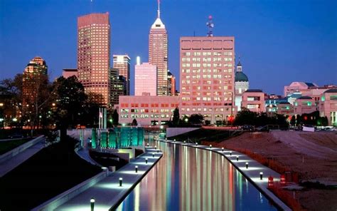 Indianapolis Nightlife Downtown submited images.