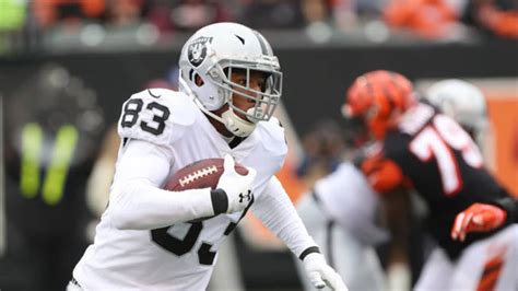 Las Vegas Raiders Darren Waller Was Ranked No 35 On Nfls Top 100 List