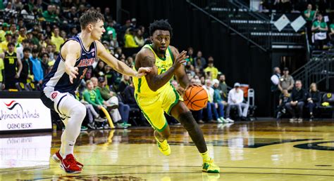 Oregon Ducks Upset No 9 Arizona Wildcats In Blowout Fashion 87 68