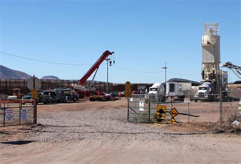 New Border Wall Being Built In Naco Stirs Up Emotions Border