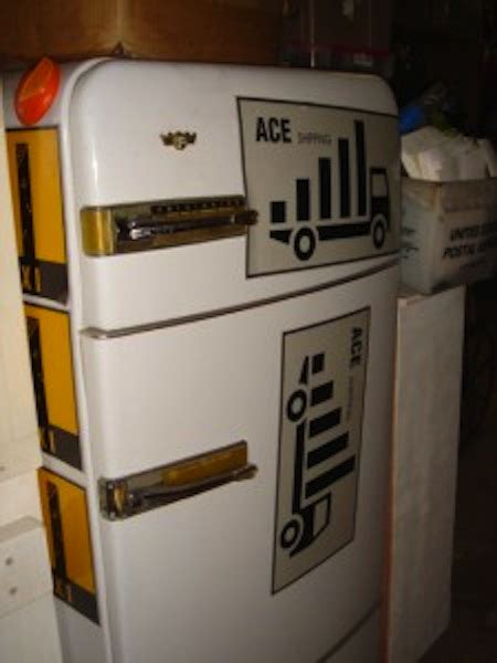 1950s Refrigerator ⋆ Movie Prop Rentals