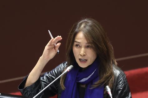 原民會組織法協商破裂 陳瑩拍桌喊「一直插話幹嘛？」 政治 要聞 聯合新聞網