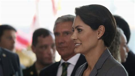 Michelle Bolsonaro Detona Declaração De Lula Sobre Bater Em Mulher