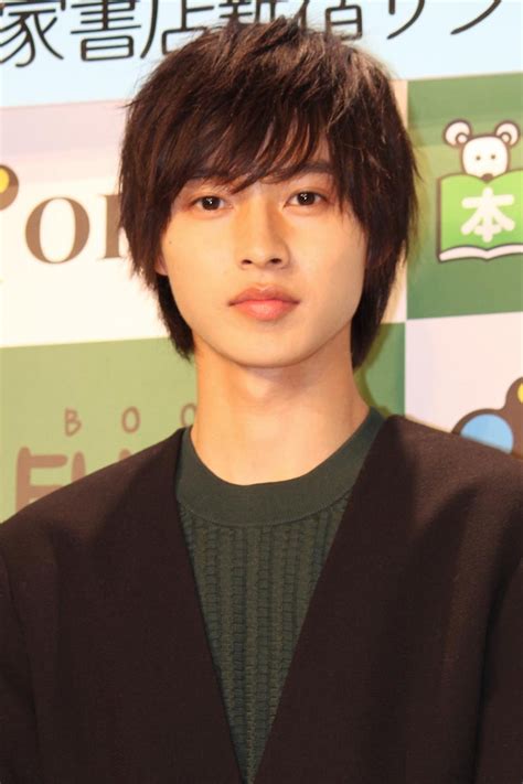 （写真）山崎賢人、土屋太鳳と“アカデミー新人俳優賞”同時受賞に「本当に嬉しい」 エンタメ ニュース ｜クランクイン！