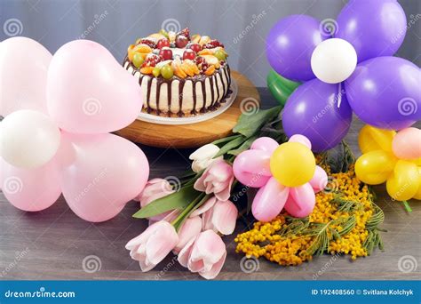 Top 999+ birthday cake and flowers images – Amazing Collection birthday ...