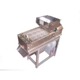 Latest Dry Type Peanut Peeling Machine Price In India