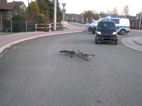 Potrącony rowerzysta trafił do szpitala