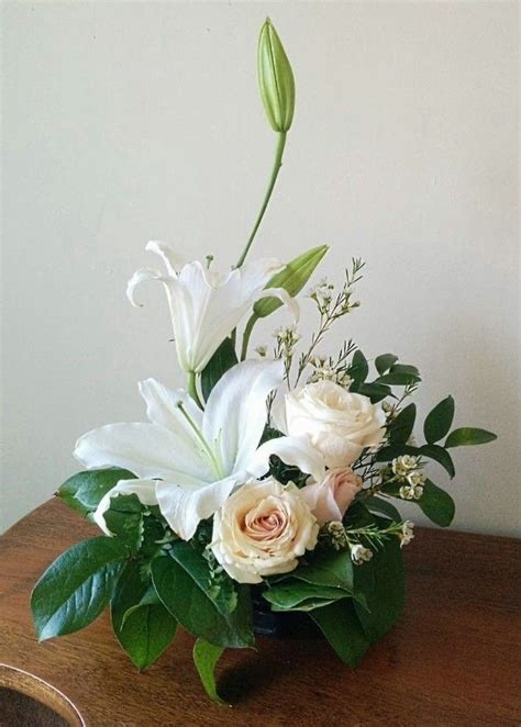 Pin By Martha L Pez On Arreglos Florales Fresh Flowers Arrangements