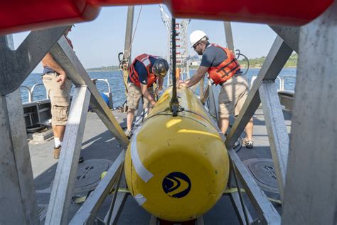 Bluefin 21 Unmanned Underwater Vehicle Uuv General Dynamics Mission