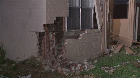 Driver Tested For Dwi After Slamming Truck Into North Houston Homes