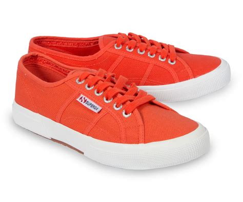 Superga Cotu Classic Canvas Trainer Tomato