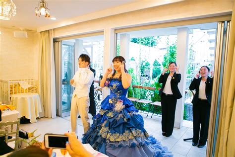 ゲストと近い距離感で過ごす グランピングウェディング🔥 【公式】鈴華グレイス 群馬県の結婚式場 小さく豊かな少人数専門の結婚式