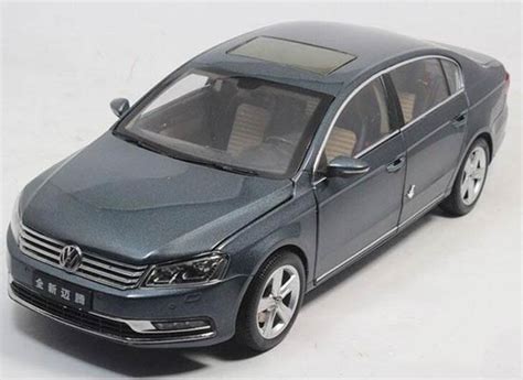 Diecast Volkswagen Magotan Model White / Black / Gray / Silver [VB1A728]