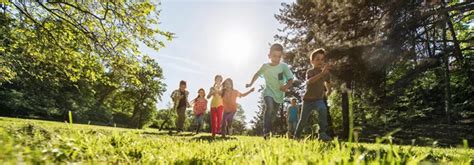 La Importancia Del Juego Al Aire Libre Club Familias