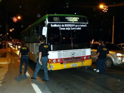 G Opera O Da Smtu Apreende Tr S Ve Culos Clandestinos Em Manaus