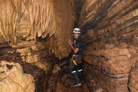 Cueva de los Tayos Amazonía Turística