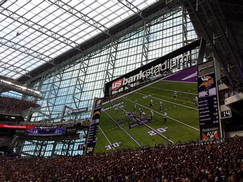 First Ever Vikings Game at U.S. Bank Stadium (Aug. 28, 2016 – Pre-season vs. Chargers ...