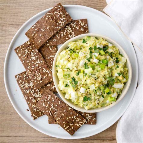 Avocado Egg Salad With Homemade Flax Seed Crackers Recipe Avocado Egg Salad Avocado Egg