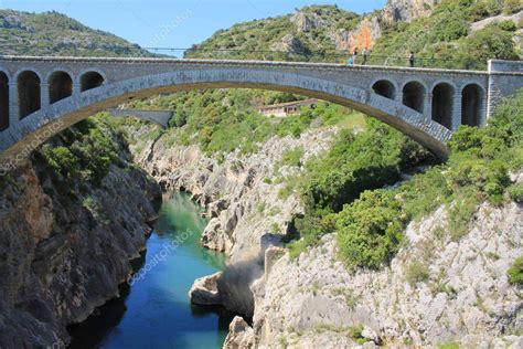 Pont Du Diable En Las Gargantas Del Herault Sobre El R O Herault En La