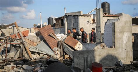 Israel seizes Gaza side of Rafah border crossing with Eqypt - News ...