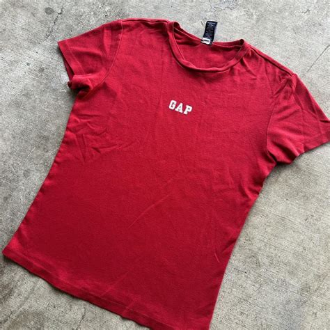 Vintage Gap Center Logo T Shirt Tagged M Pit To Pit Depop