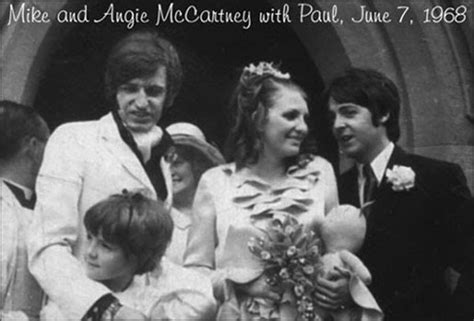 PAUL ON THE RUN: PAUL McCARTNEY'S FAMILY ALBUM