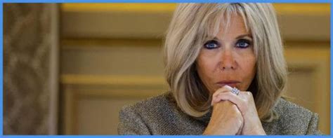 Brigitte Macron è Una Transessuale La Première Dame Denuncia Haters