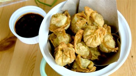 Fried wonton recipe featured image - Taste Of Asian Food