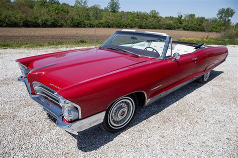 1965 Pontiac Bonneville Fast Lane Classic Cars