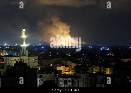 Gaza Palestina 09th De Mayo De 2023 Las Llamas Y El Humo Se Elevaron