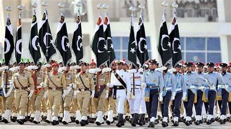 Spectacular Pakistan Day military parade held in Islamabad