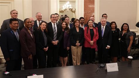 Senador de EE. UU. señala a Giammattei entre los actores ...