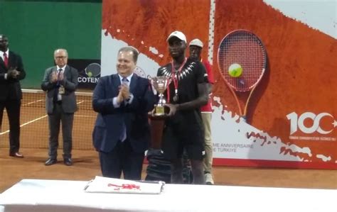 Afrique Tennis Joel M Da Remporte Lopen Du Centenaire De La