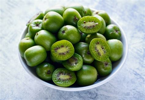 Kiwi Berry 2Ltr - Hello Hello Plants & Garden Supplies