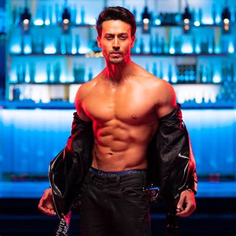 Tiger Shroff Baaghi 2 Wallpapers Wallpaper Cave