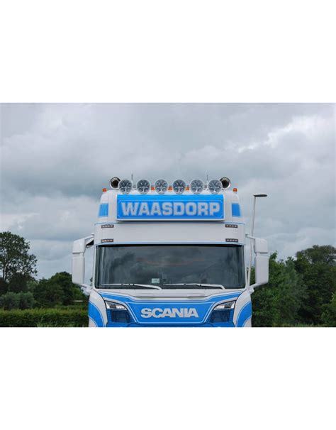 Zonneklep Scania Ng Aluminium Met Toplamp Gaten Oud Model Truck