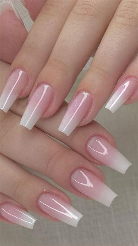 RENDA EXTRA COMO NAIL DESIGNER ATÉ 3MIL POR MÊS Unhas brancas