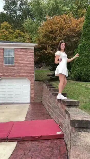 Nicoleskirts Nude Leaks OnlyFans TheFappening