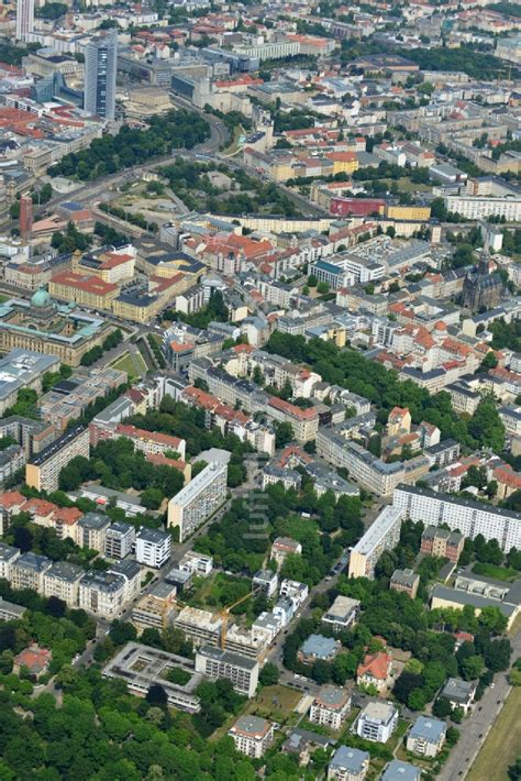 Leipzig Aus Der Vogelperspektive Neubau Wohnanlage Mit Modernen