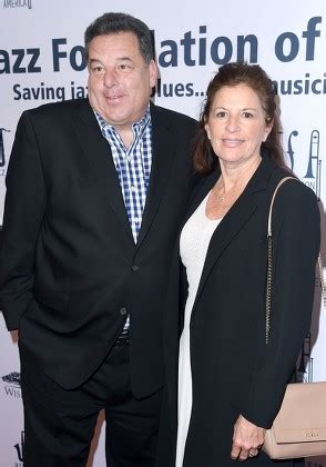 26 Wife Of Steve Schirripa Stock Pictures, Editorial Images and Stock